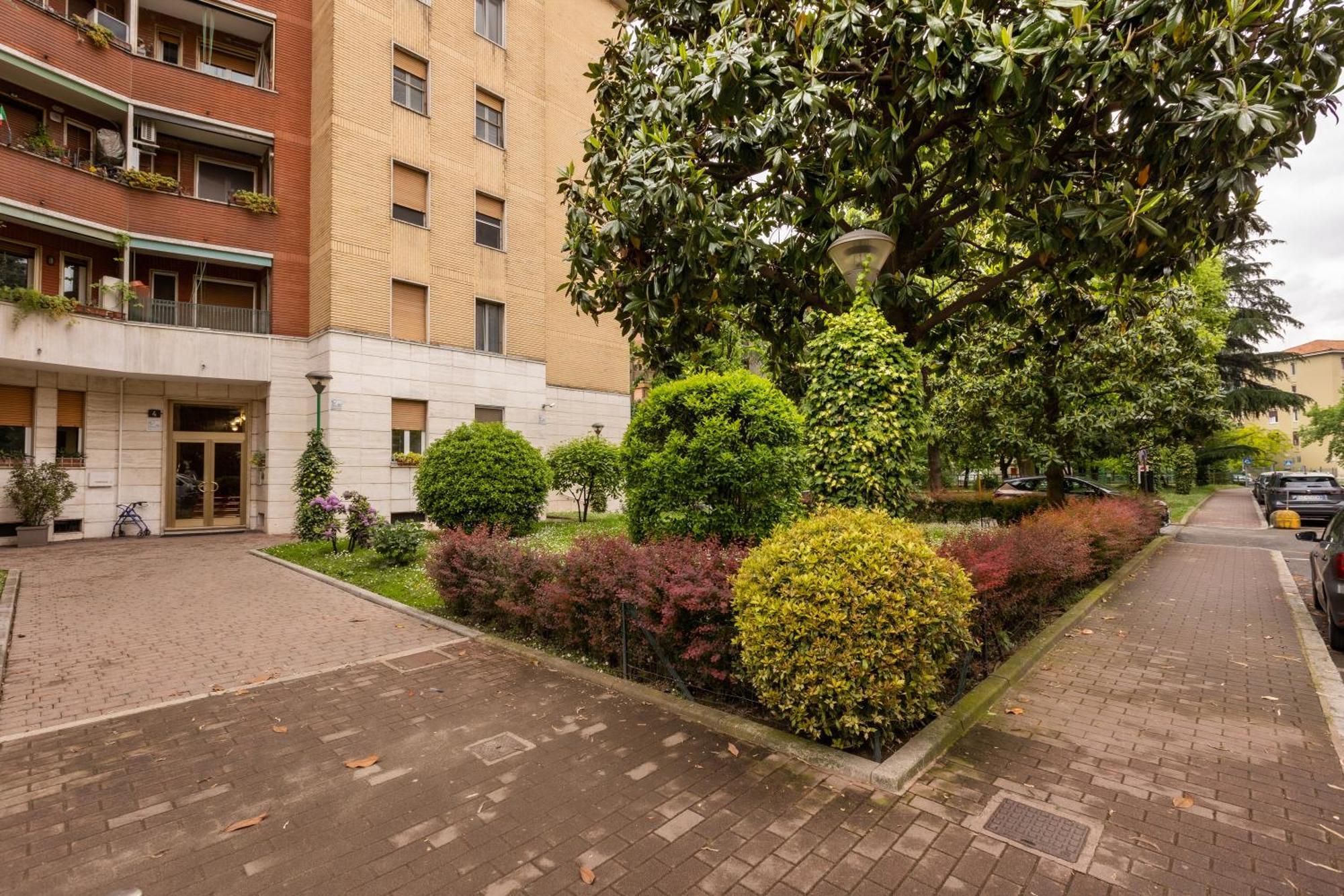 Comfortable Two Bedrooms Chiesa Rossa - Mirable Pm Apartment